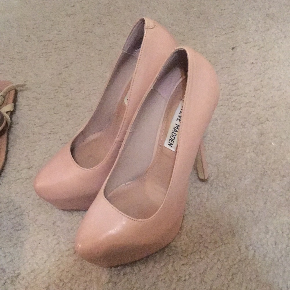 Nude Steve Madden heels